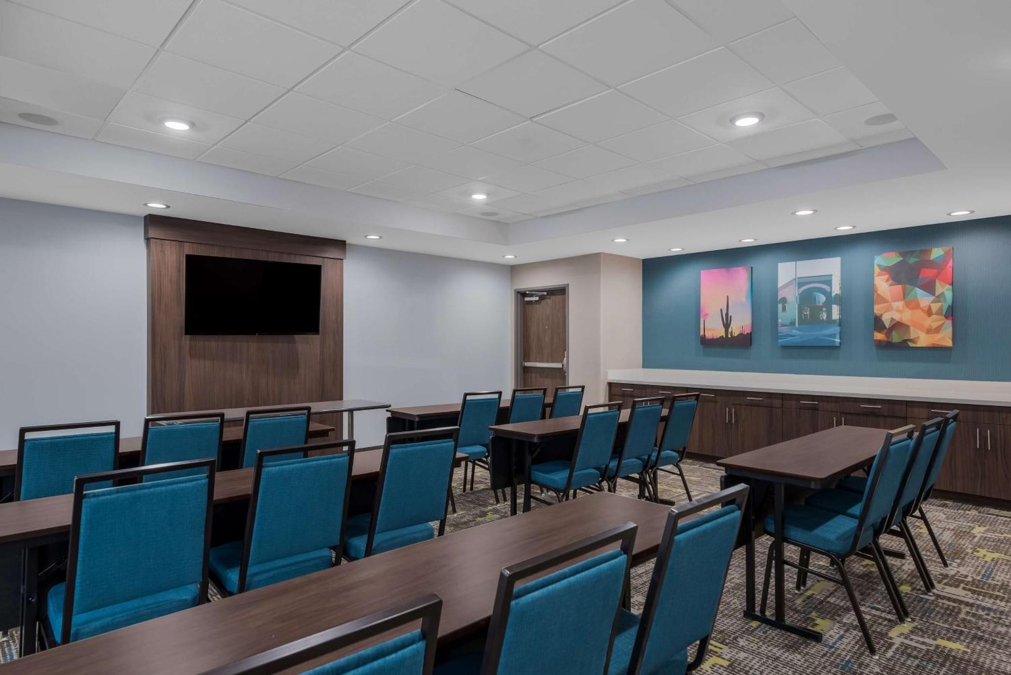 Hampton Inn By Hilton Williams Zewnętrze zdjęcie